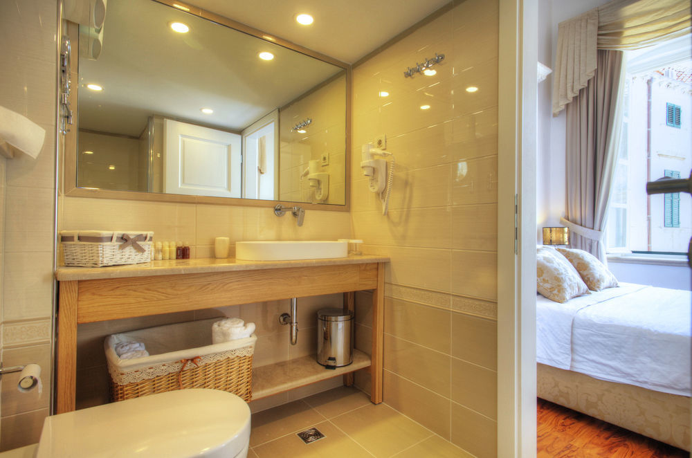 Deluxe Suites More Дубровник Экстерьер фото